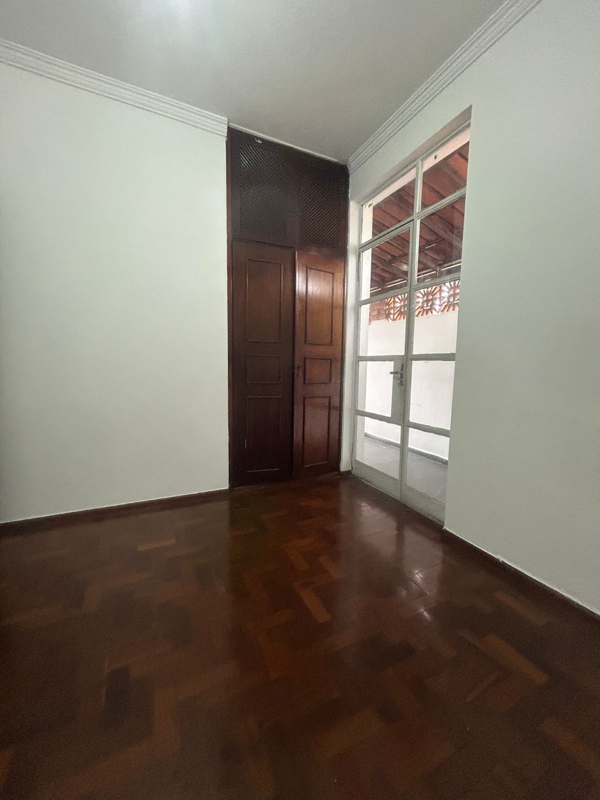 Casa à venda com 4 quartos, 215m² - Foto 10