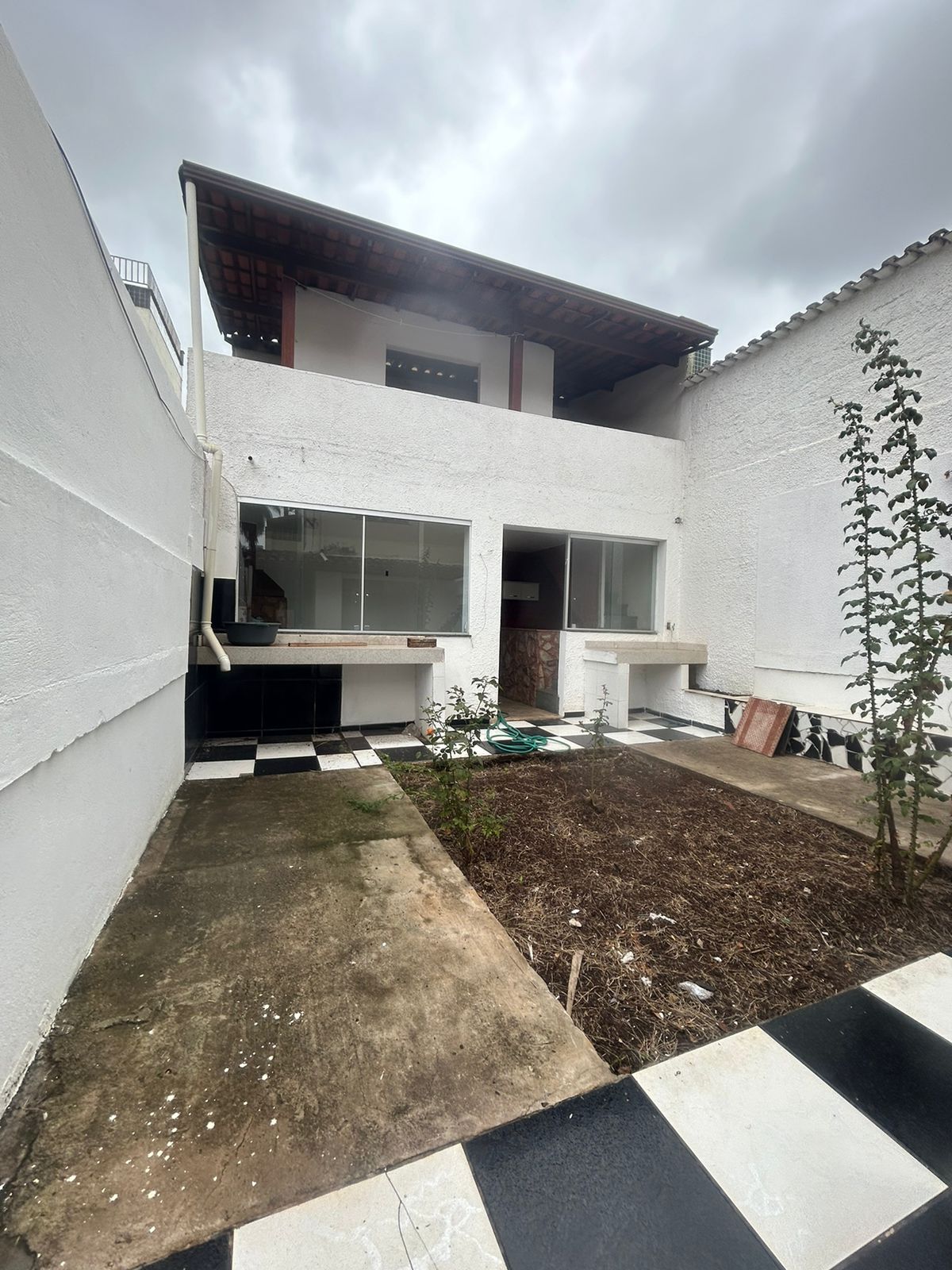 Casa à venda com 4 quartos, 215m² - Foto 7