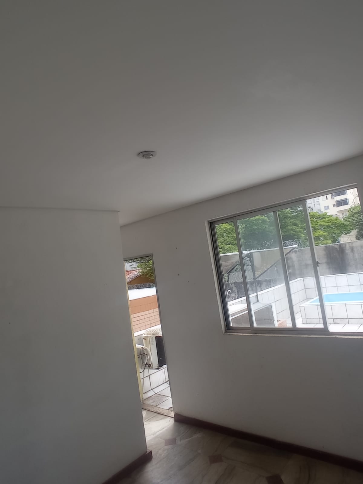 Cobertura para alugar com 5 quartos, 280m² - Foto 2