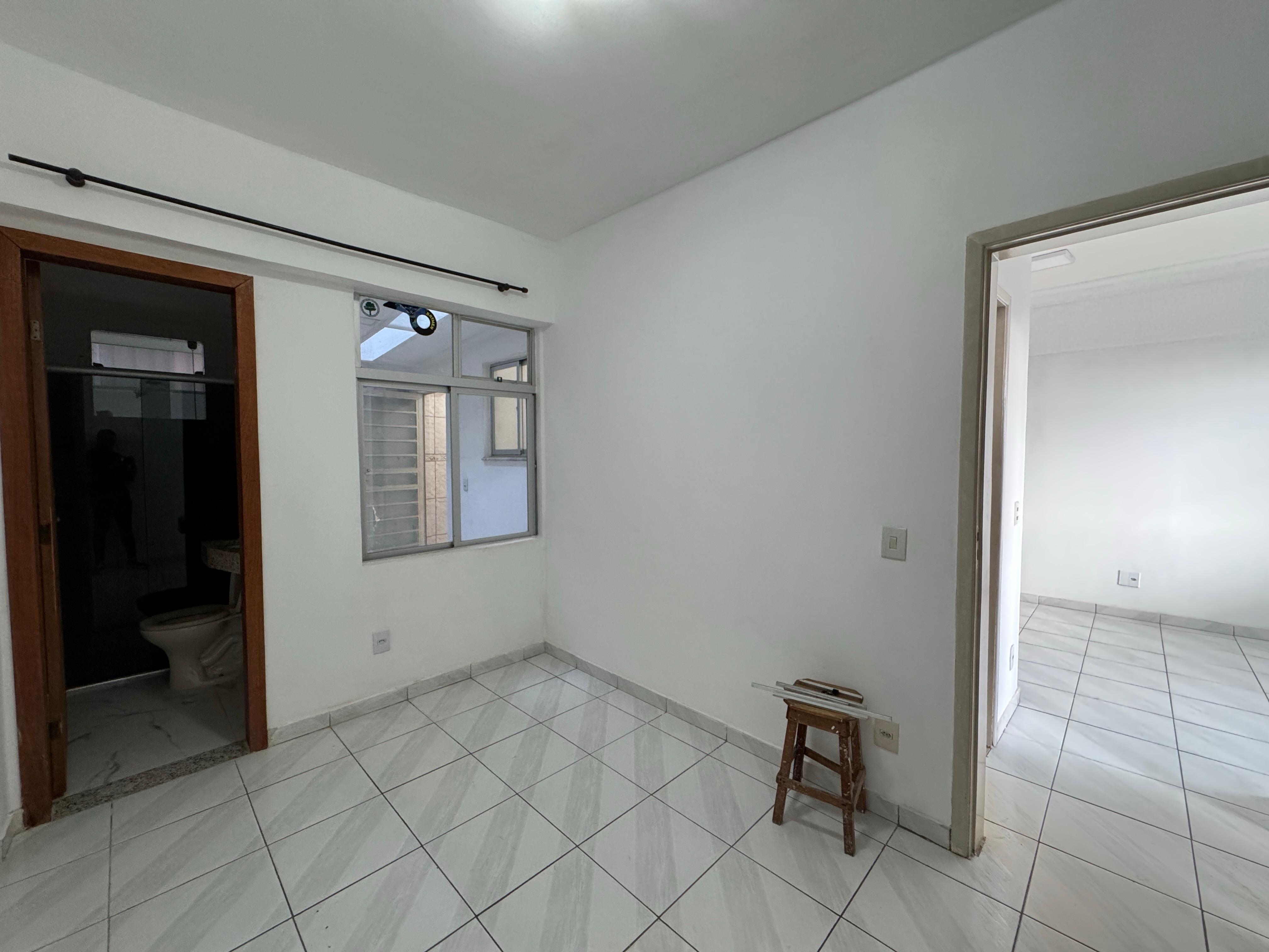 Apartamento para alugar com 2 quartos, 60m² - Foto 7