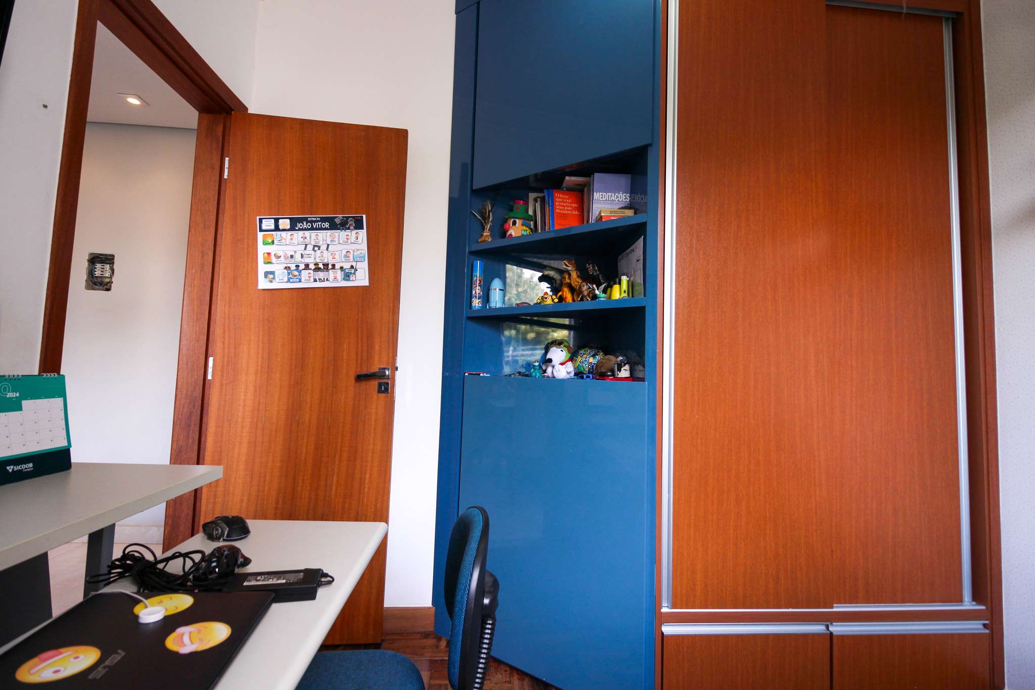 Apartamento à venda com 2 quartos, 75m² - Foto 15