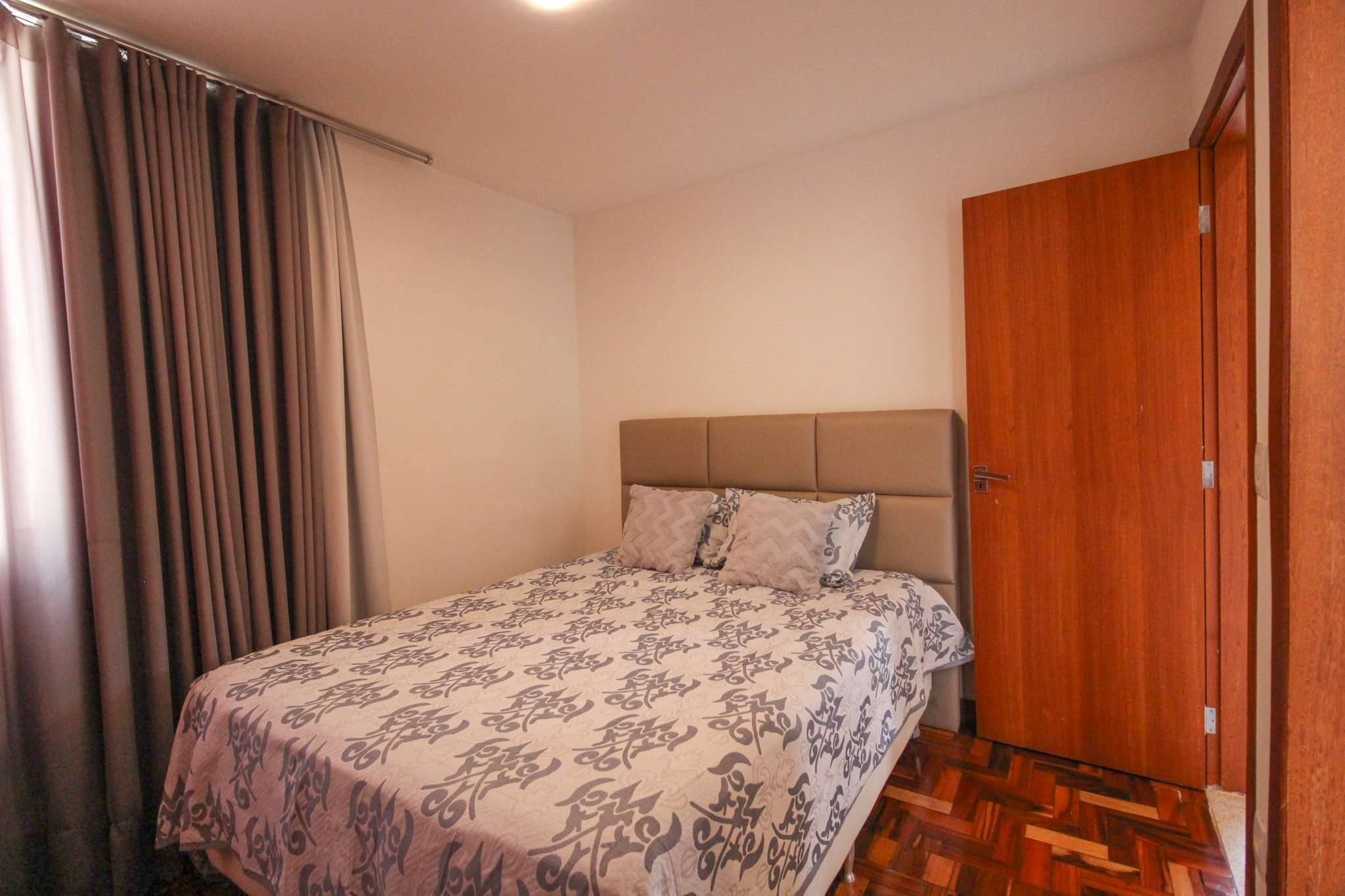 Apartamento à venda com 2 quartos, 75m² - Foto 8