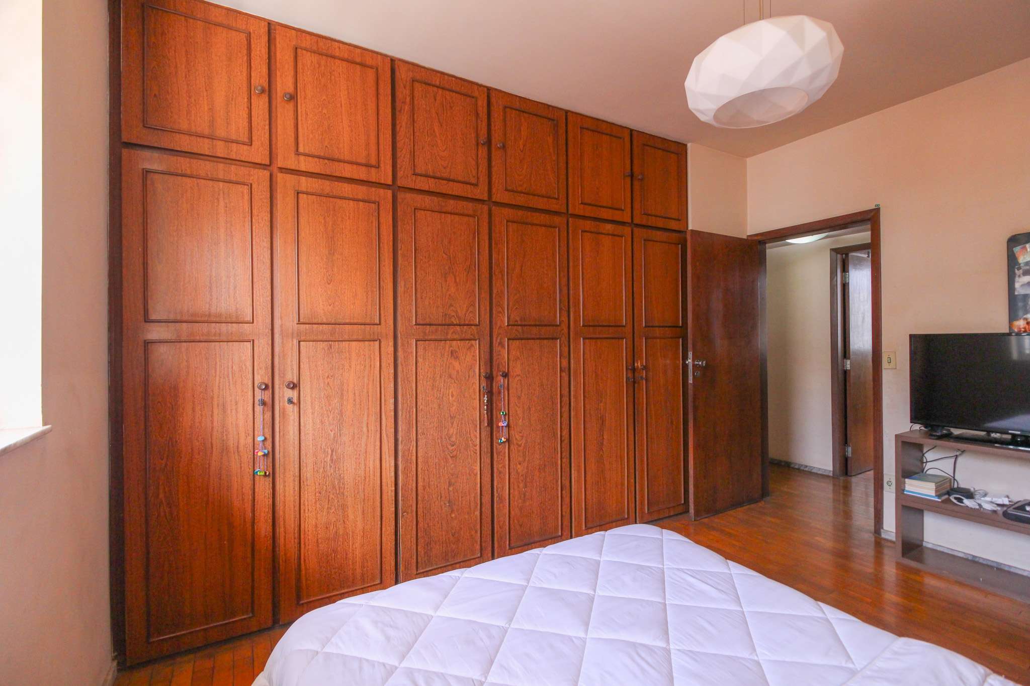 Apartamento à venda com 4 quartos, 187m² - Foto 17