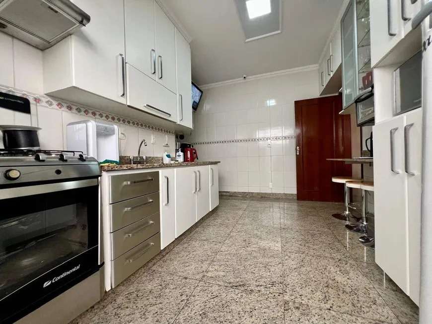 Casa à venda com 3 quartos, 154m² - Foto 11