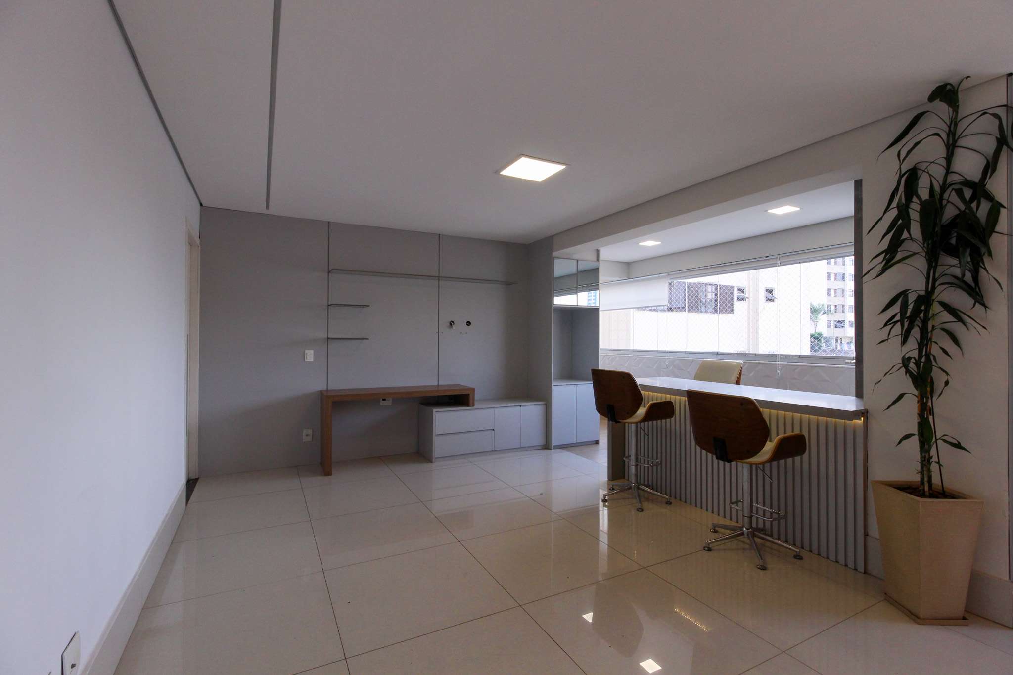 Apartamento à venda com 3 quartos, 145m² - Foto 5