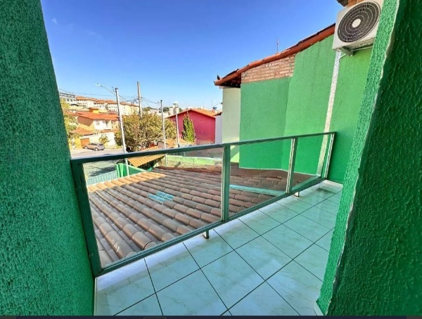 Casa à venda com 2 quartos, 65m² - Foto 13