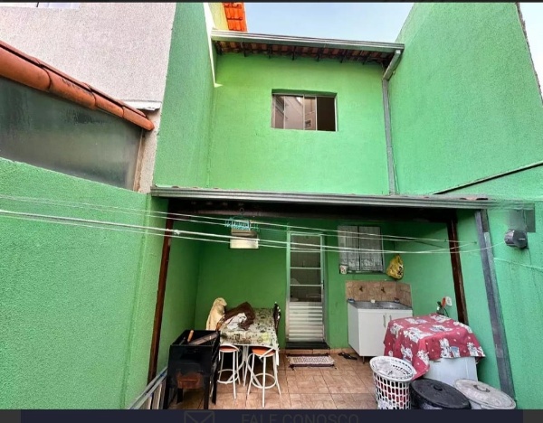 Casa à venda com 2 quartos, 65m² - Foto 10