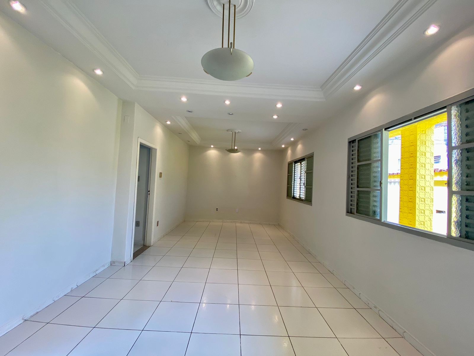 Casa à venda com 3 quartos, 293m² - Foto 6