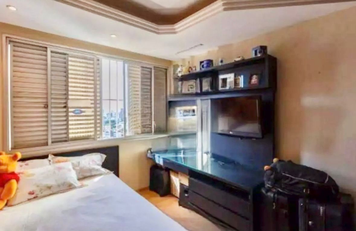 Apartamento à venda com 4 quartos, 150m² - Foto 10