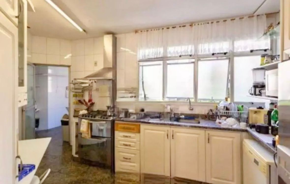 Apartamento à venda com 4 quartos, 150m² - Foto 25