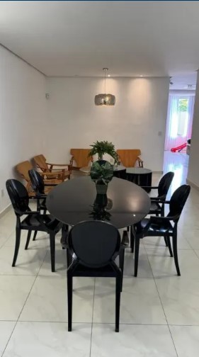 Casa à venda com 3 quartos, 420m² - Foto 5