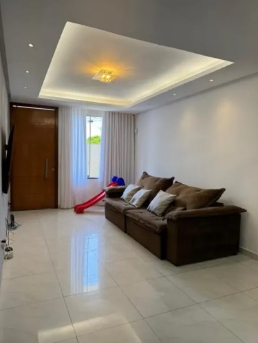 Casa à venda com 3 quartos, 420m² - Foto 2