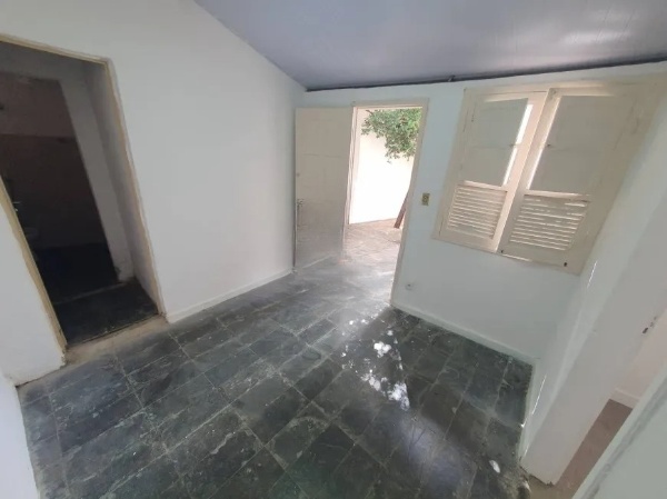 Casa à venda com 4 quartos, 200m² - Foto 2