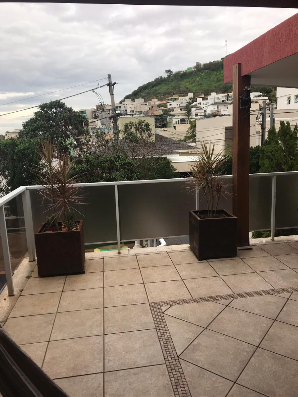 Casa de Condomínio à venda com 4 quartos, 360m² - Foto 5