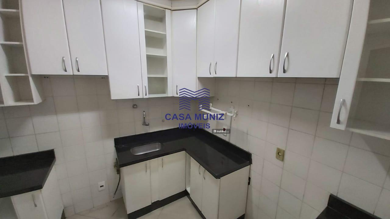 Apartamento para alugar com 3 quartos, 83m² - Foto 8