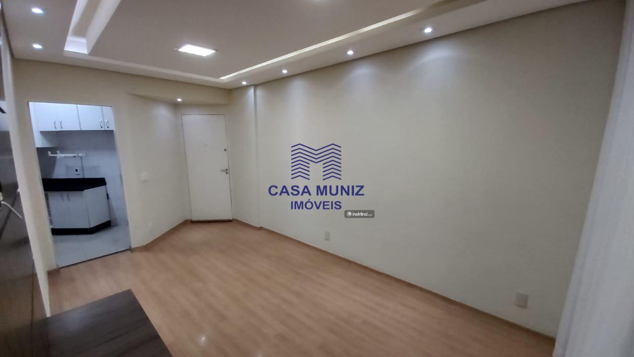 Apartamento para alugar com 3 quartos, 83m² - Foto 2