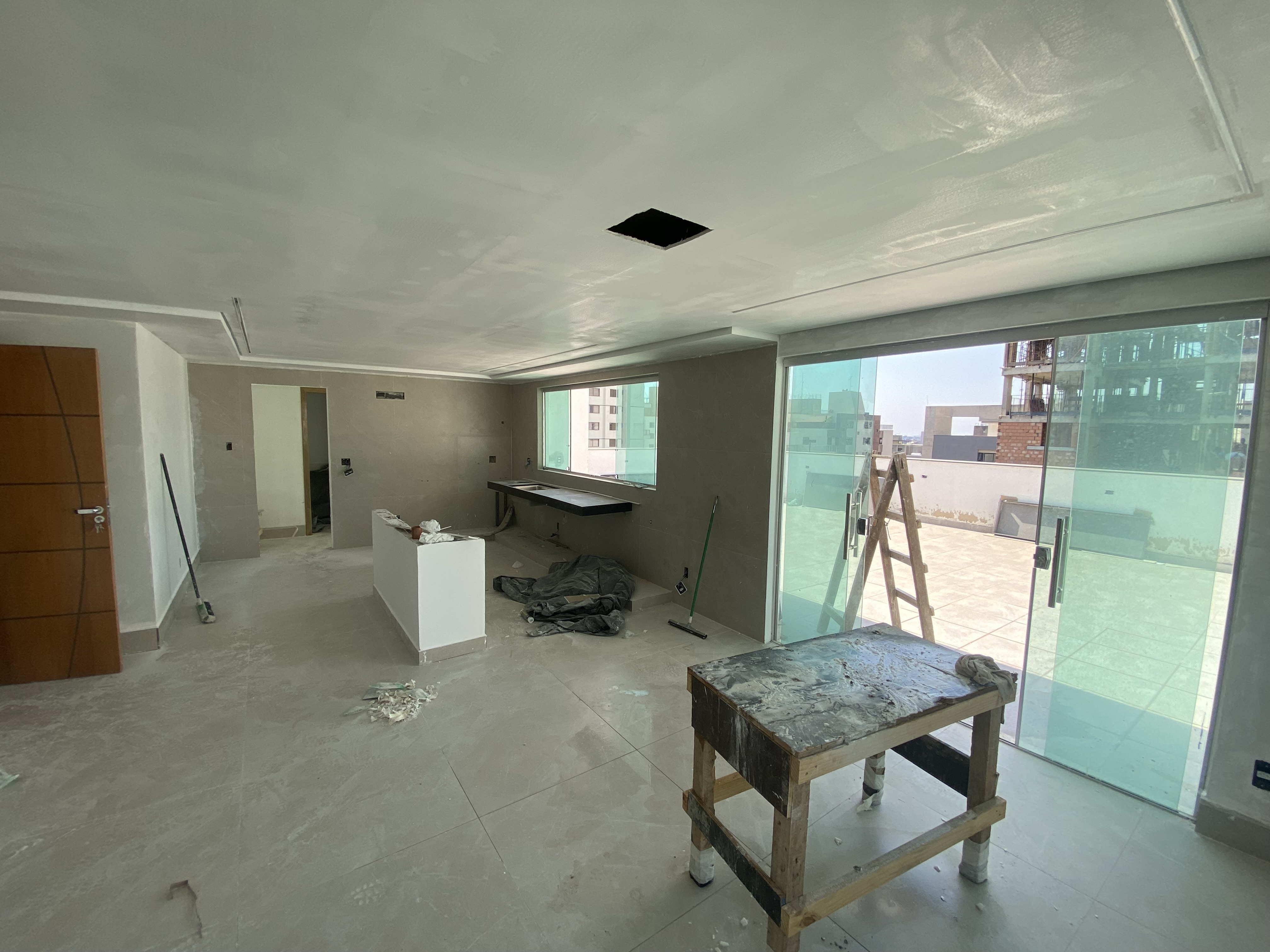 Cobertura para alugar com 3 quartos, 240m² - Foto 2