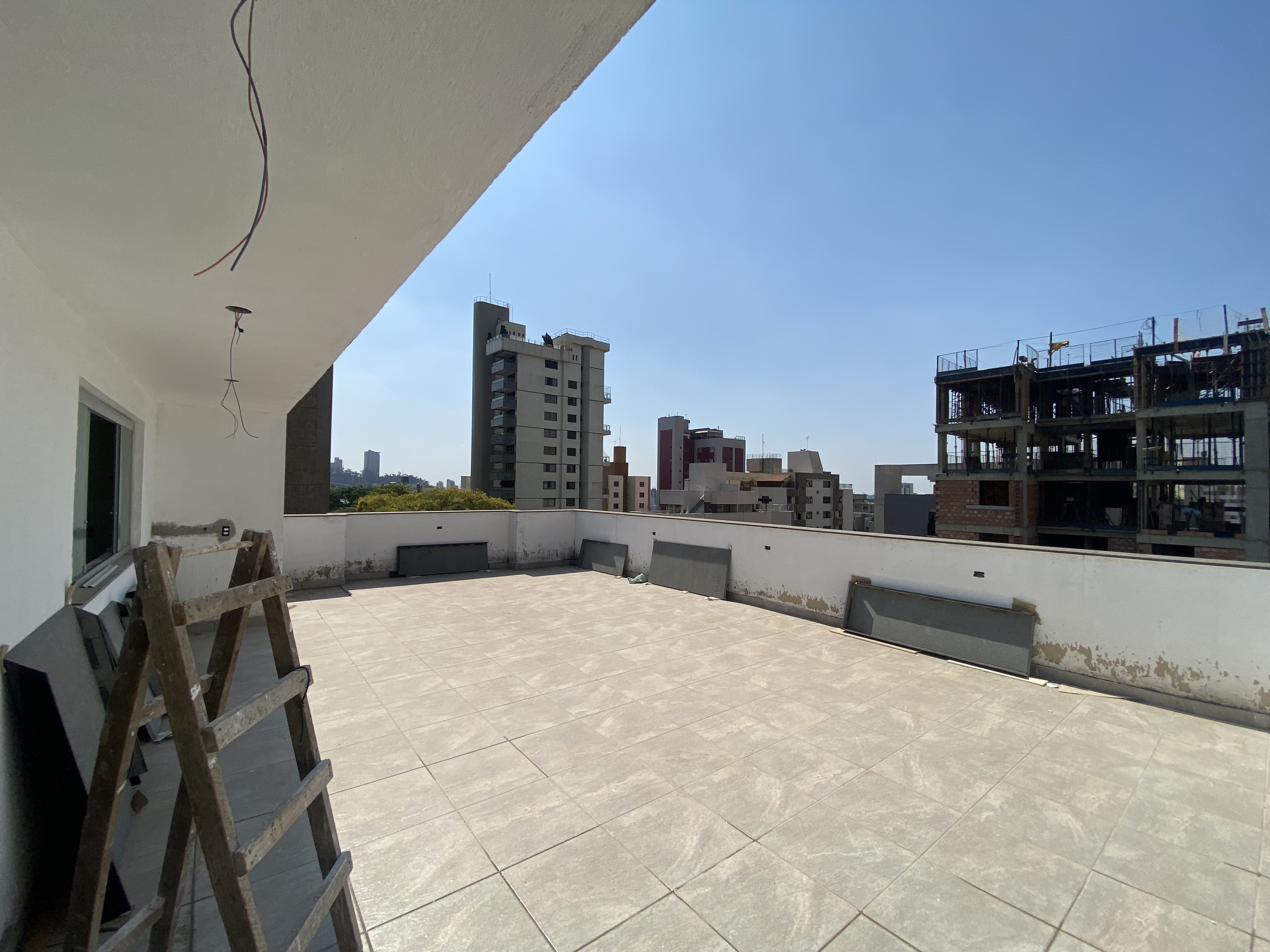 Cobertura para alugar com 3 quartos, 240m² - Foto 5