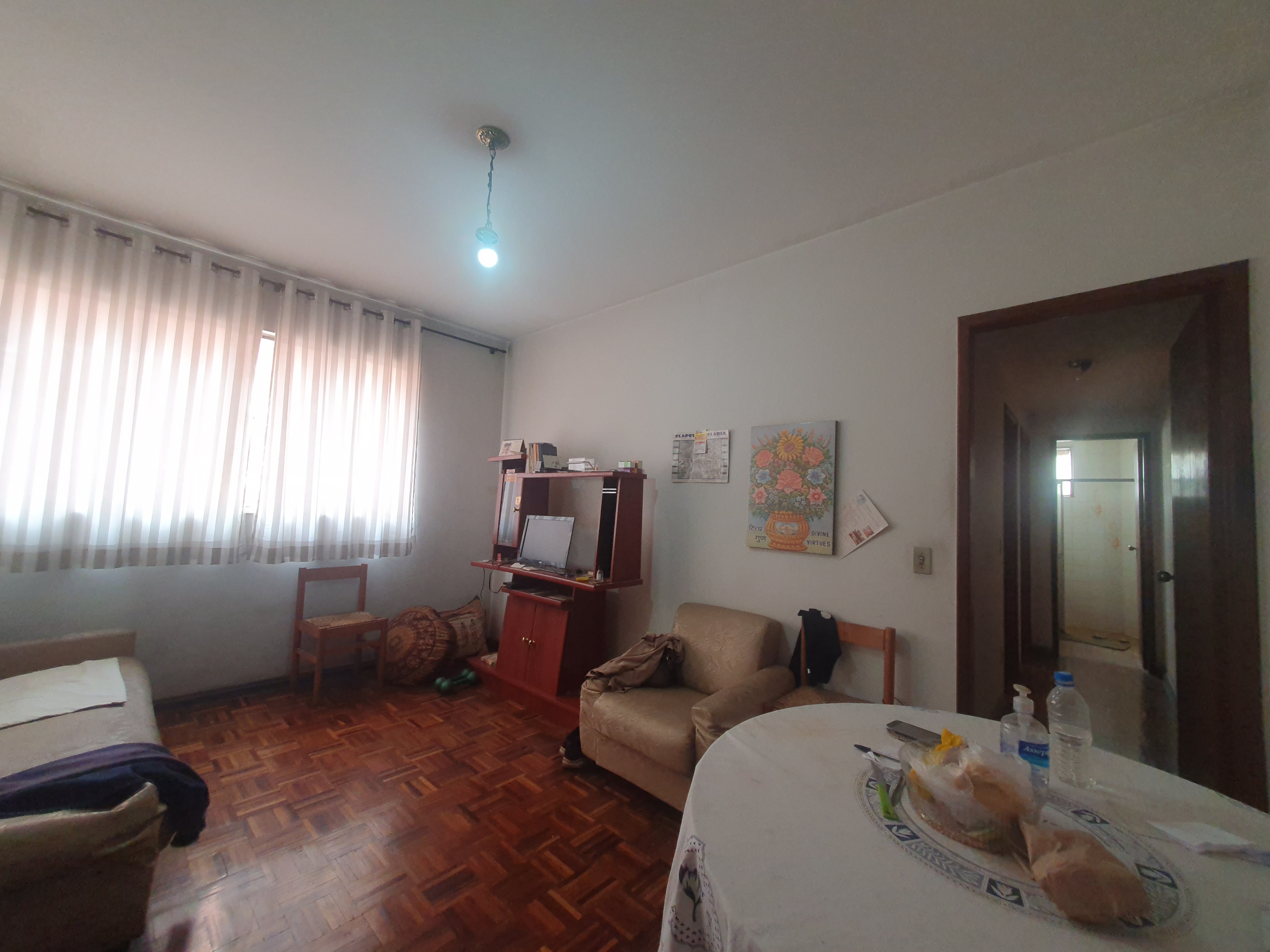 Apartamento à venda com 2 quartos, 65m² - Foto 2