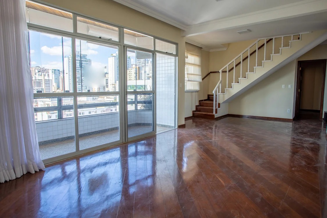 Cobertura à venda com 3 quartos, 267m² - Foto 2