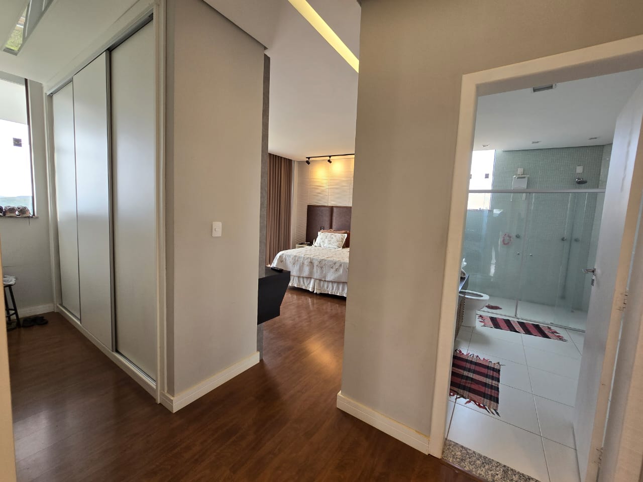 Casa à venda com 3 quartos, 345m² - Foto 17