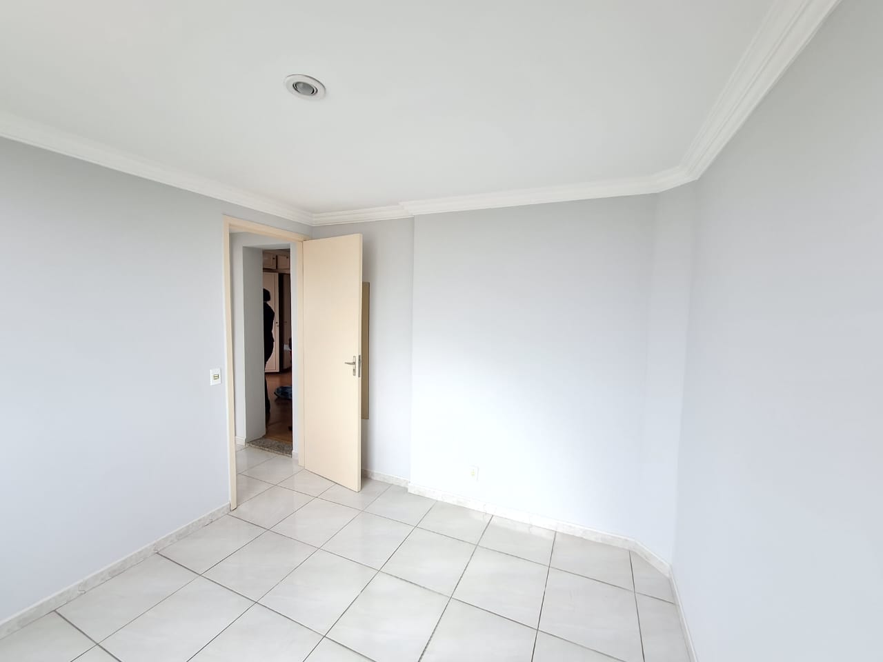 Apartamento para alugar com 4 quartos, 98m² - Foto 17