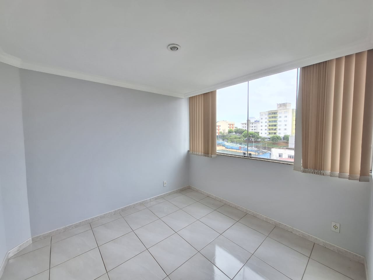 Apartamento para alugar com 4 quartos, 98m² - Foto 16