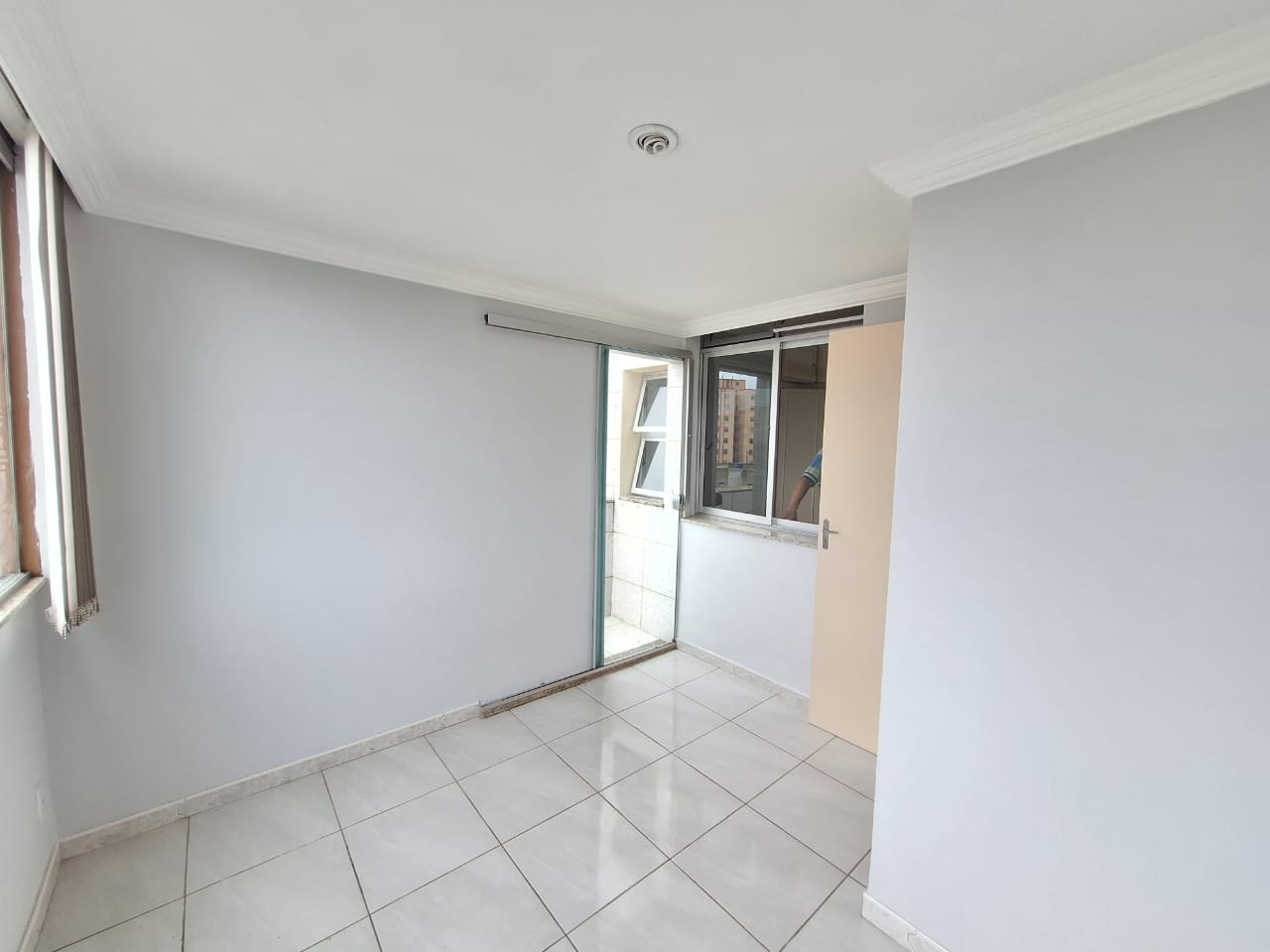 Apartamento para alugar com 4 quartos, 98m² - Foto 19