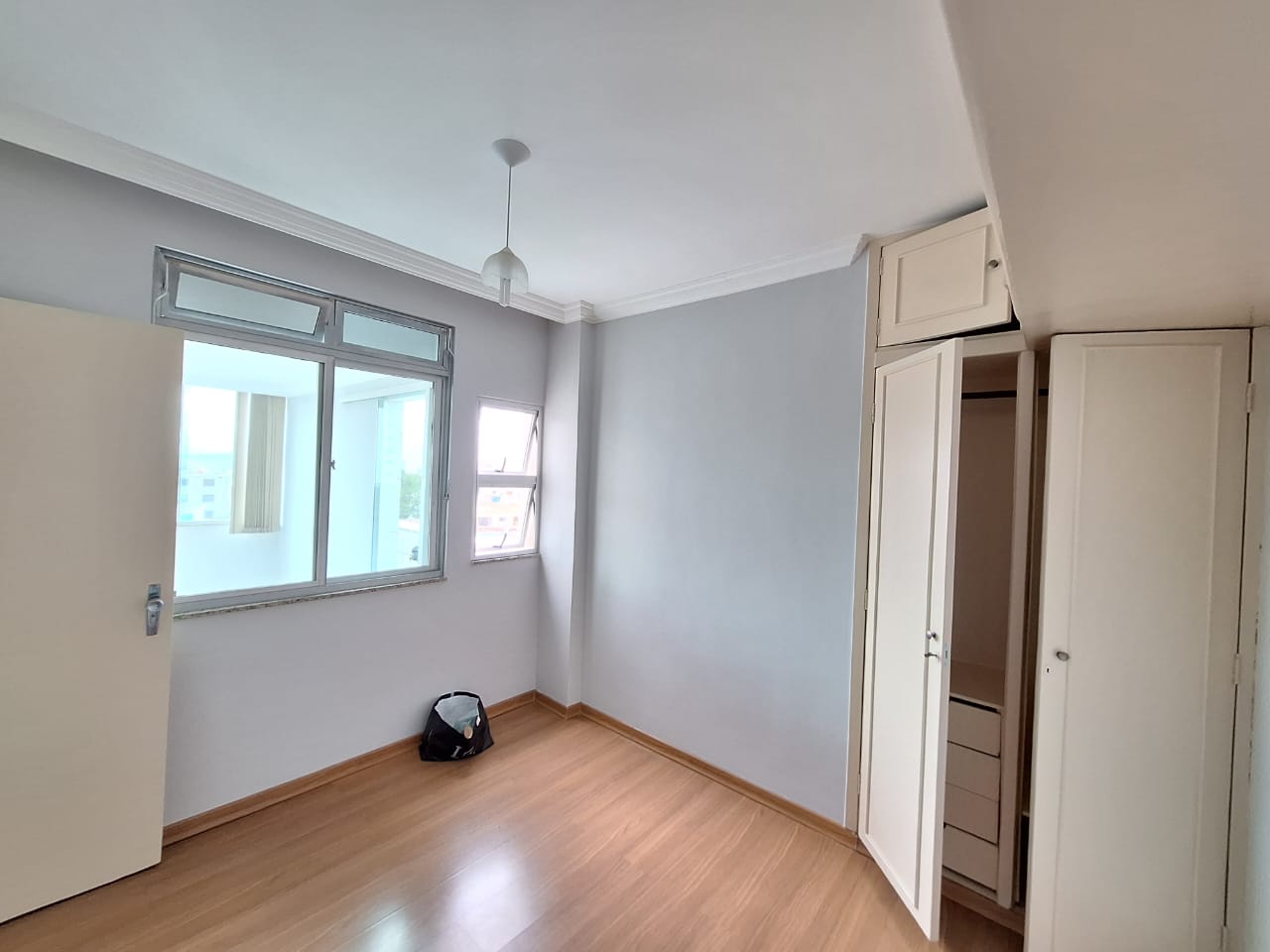 Apartamento para alugar com 4 quartos, 98m² - Foto 12