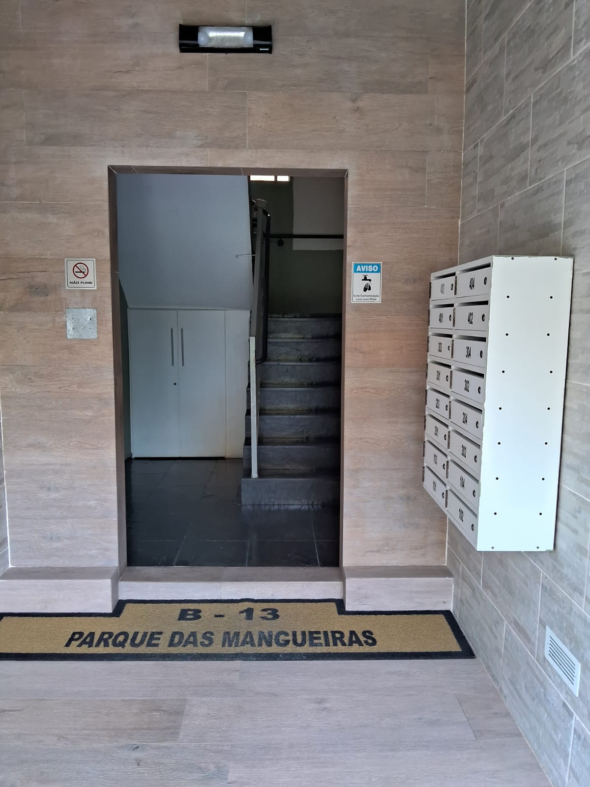 Apartamento à venda com 2 quartos, 50m² - Foto 2