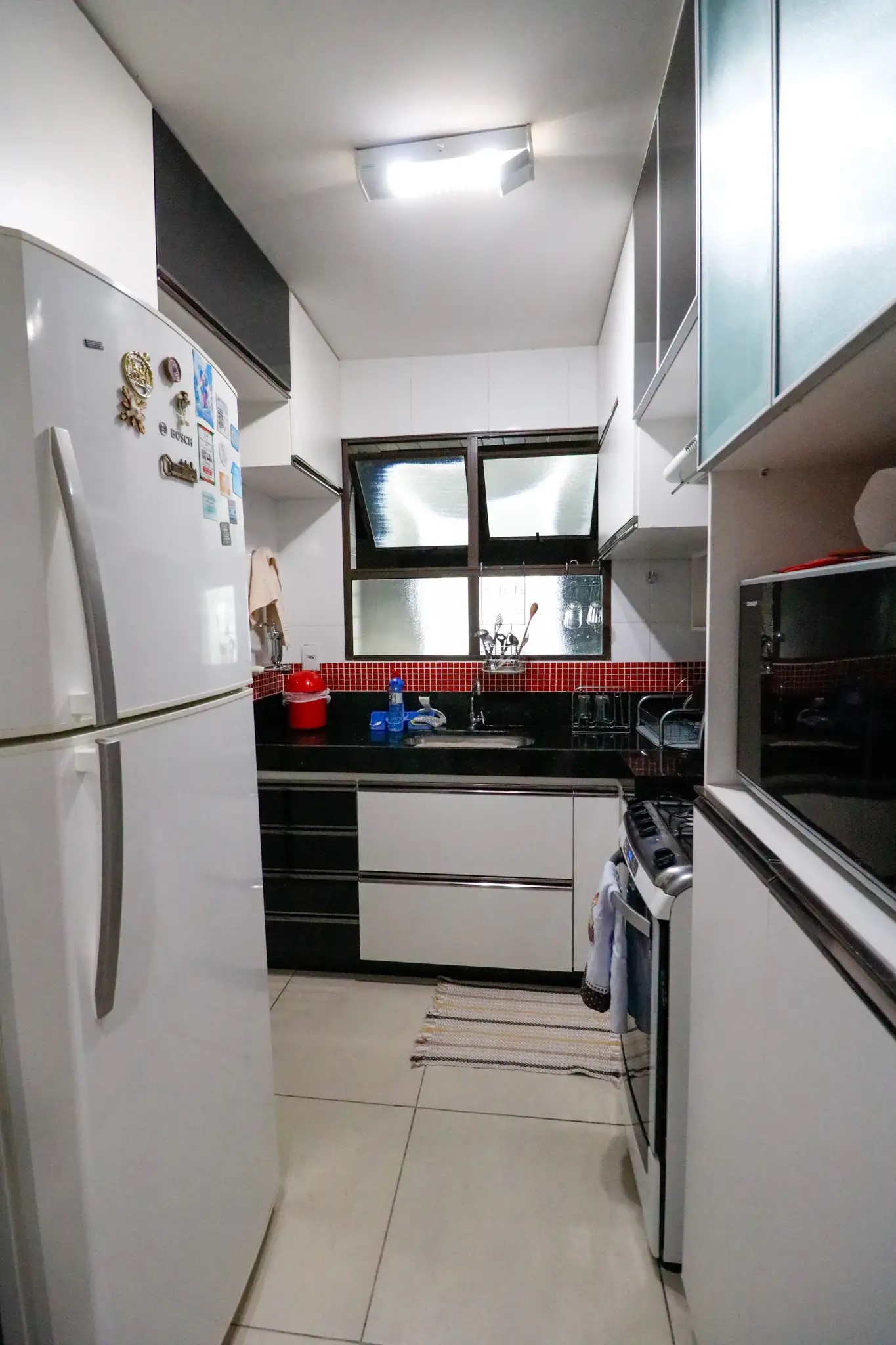 Apartamento à venda com 3 quartos, 76m² - Foto 3