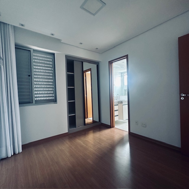 Apartamento para alugar com 3 quartos, 85m² - Foto 13