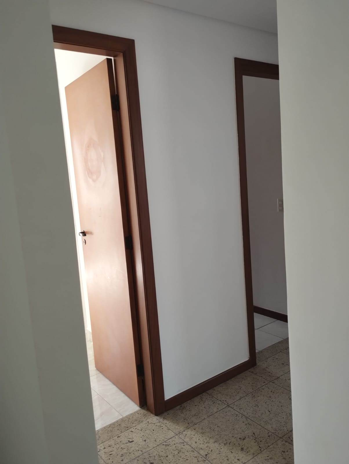 Apartamento para alugar com 3 quartos, 116m² - Foto 10