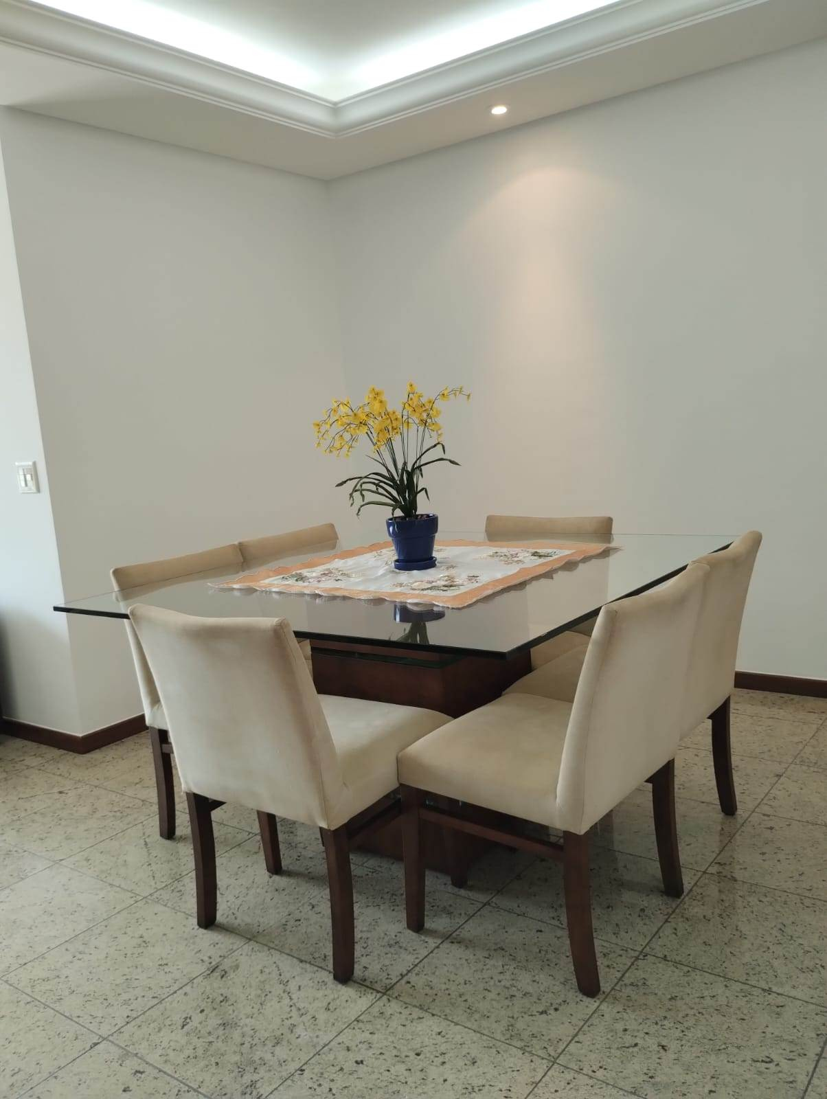 Apartamento para alugar com 3 quartos, 116m² - Foto 4