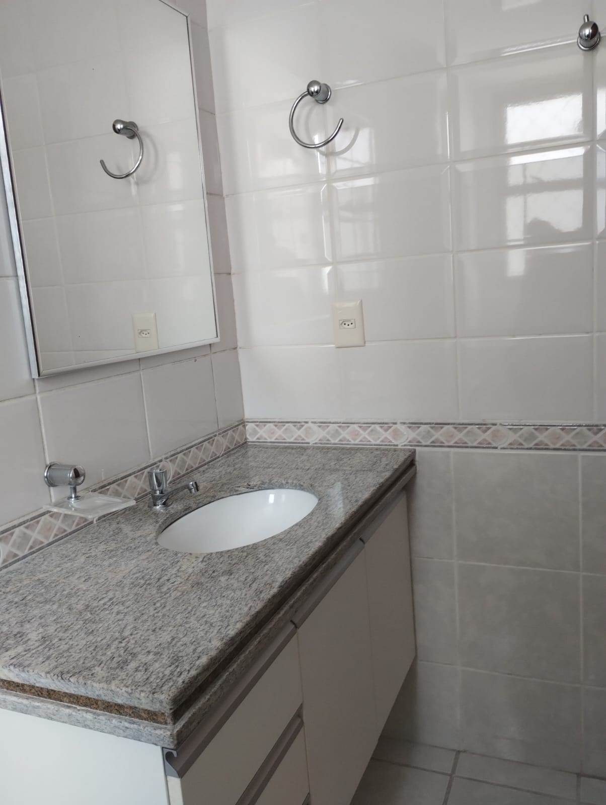 Apartamento para alugar com 3 quartos, 116m² - Foto 20