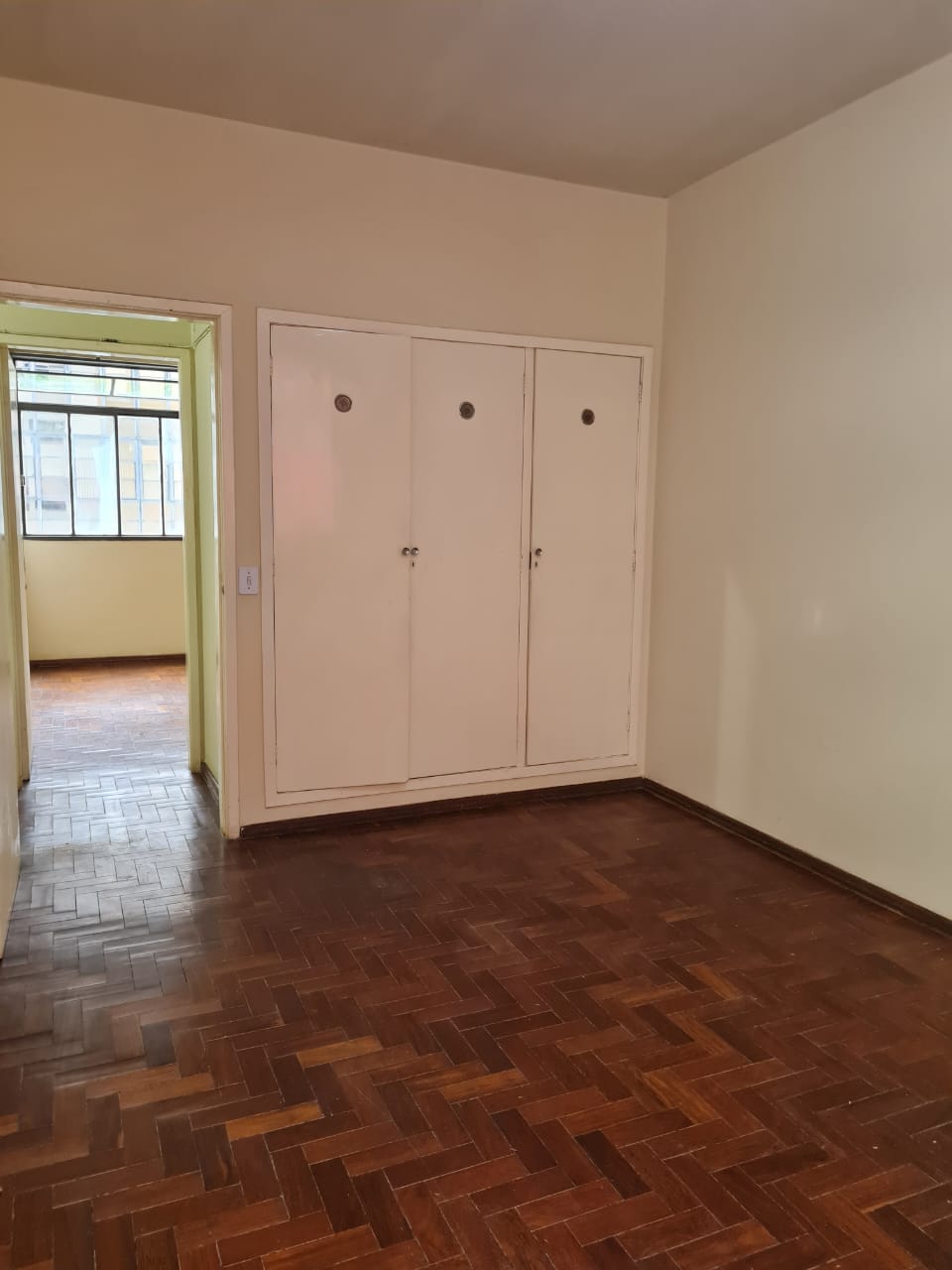 Apartamento para alugar com 2 quartos, 79m² - Foto 4