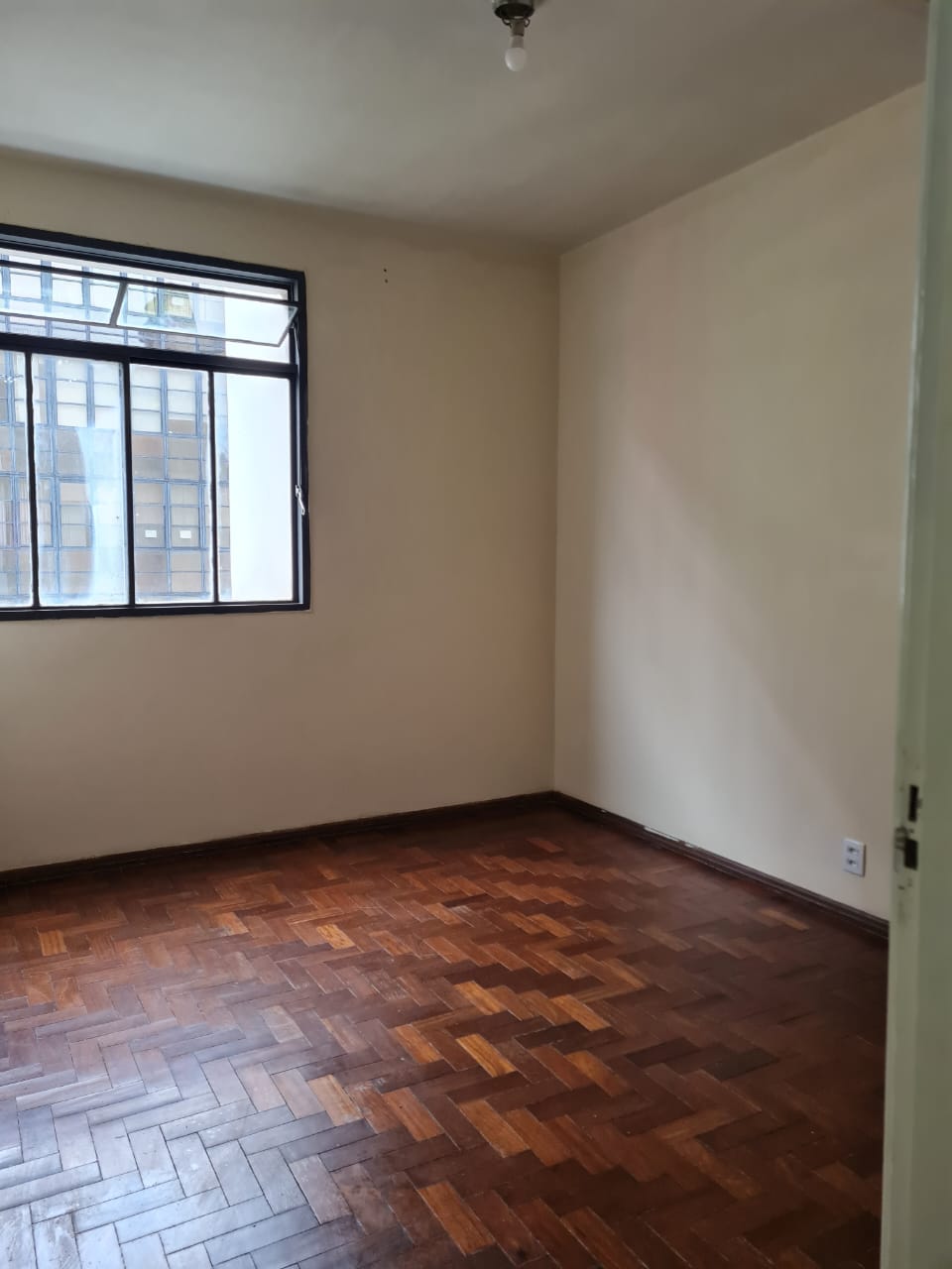 Apartamento para alugar com 2 quartos, 79m² - Foto 5