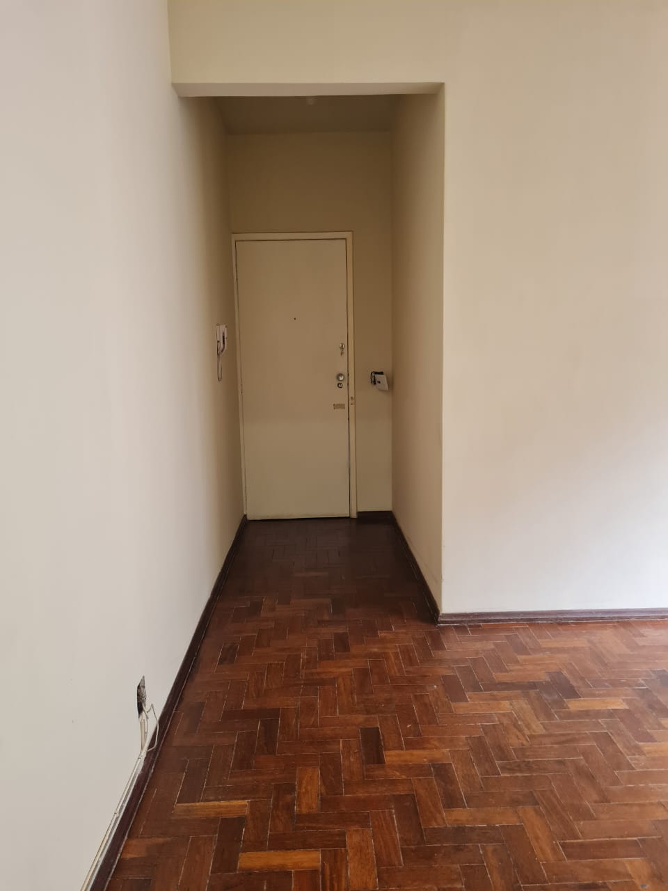 Apartamento para alugar com 2 quartos, 79m² - Foto 11