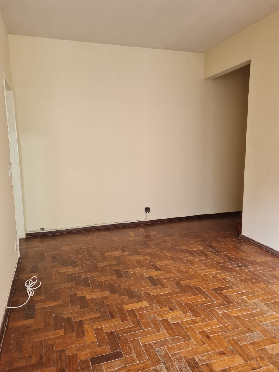 Apartamento para alugar com 2 quartos, 79m² - Foto 2