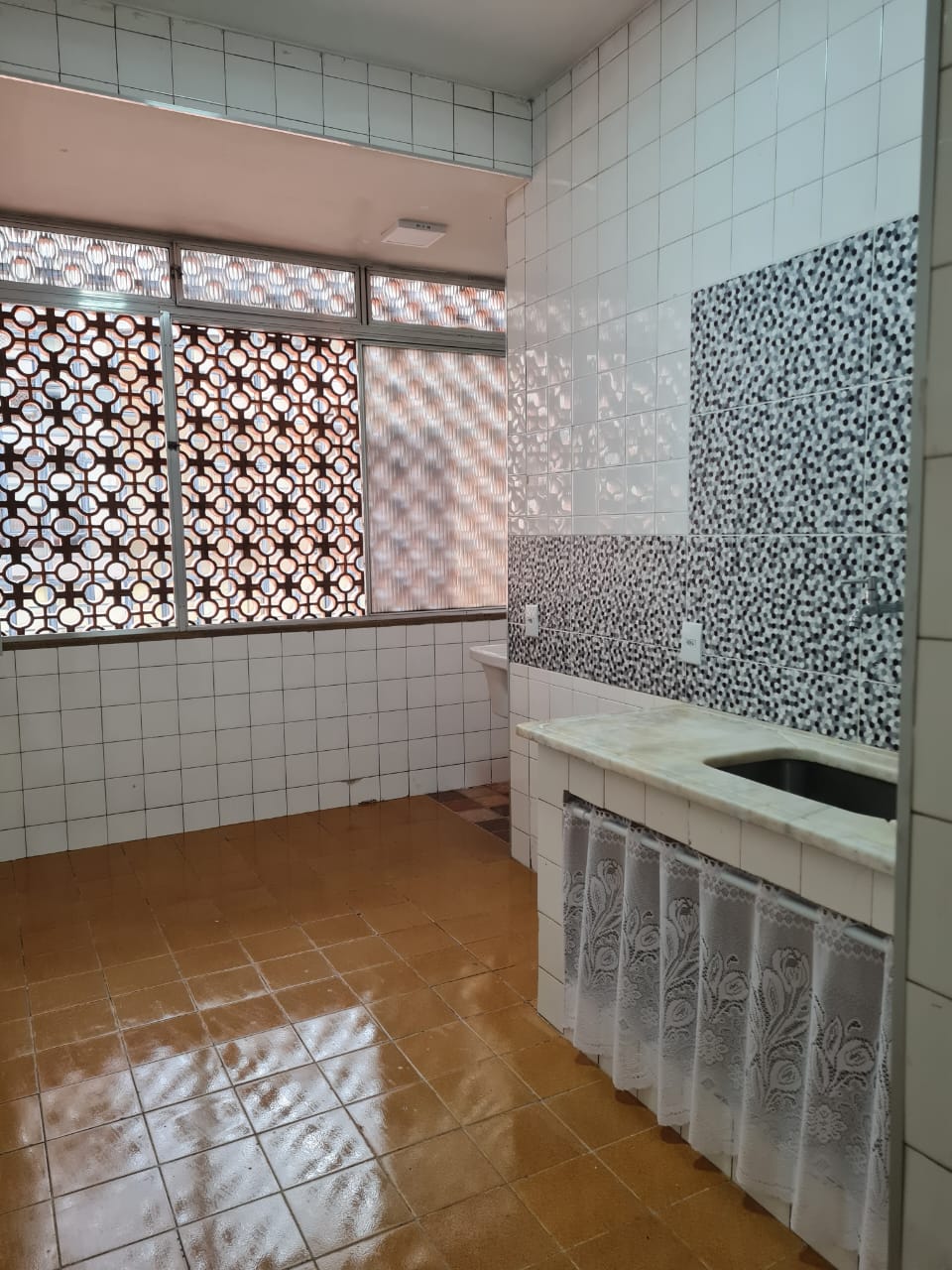 Apartamento para alugar com 2 quartos, 79m² - Foto 12