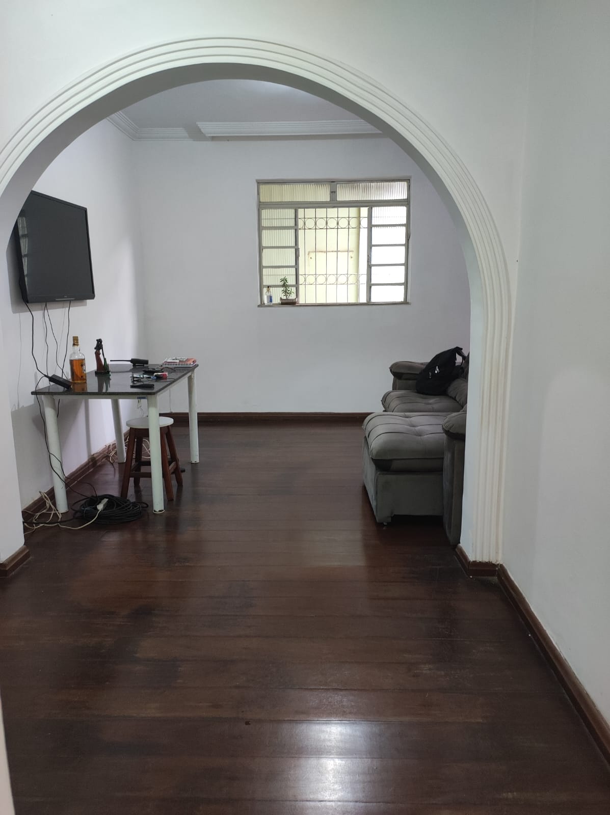 Casa à venda com 2 quartos, 72m² - Foto 1