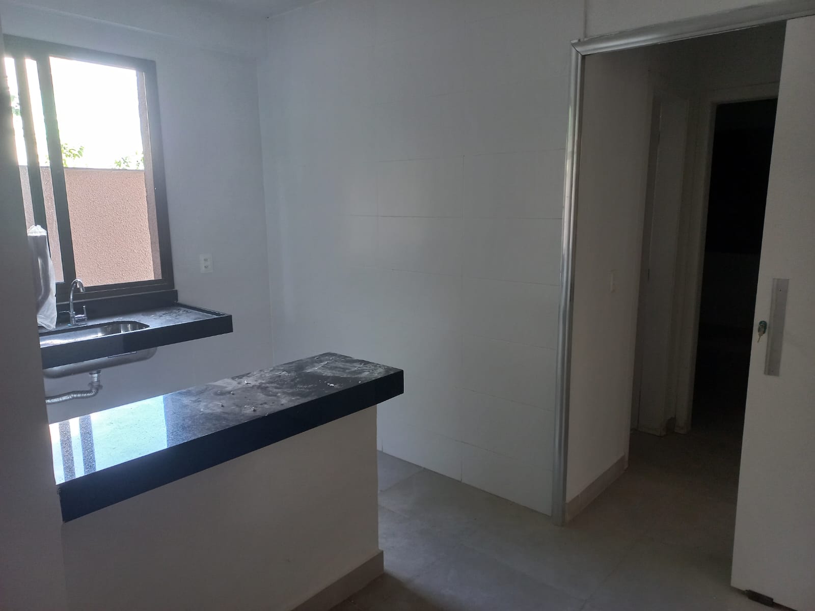 Apartamento à venda com 2 quartos, 65m² - Foto 11