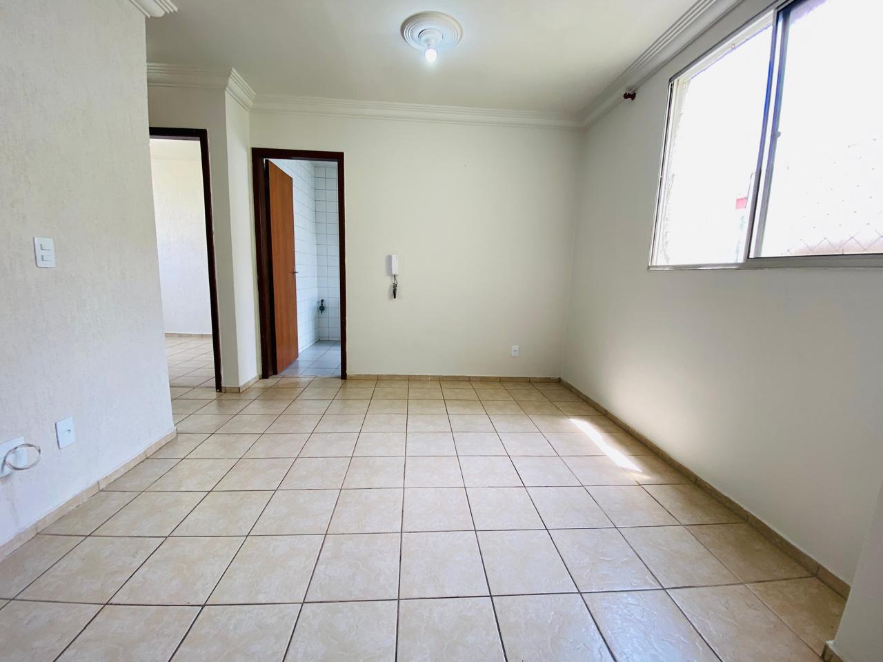 Apartamento à venda com 2 quartos, 50m² - Foto 2