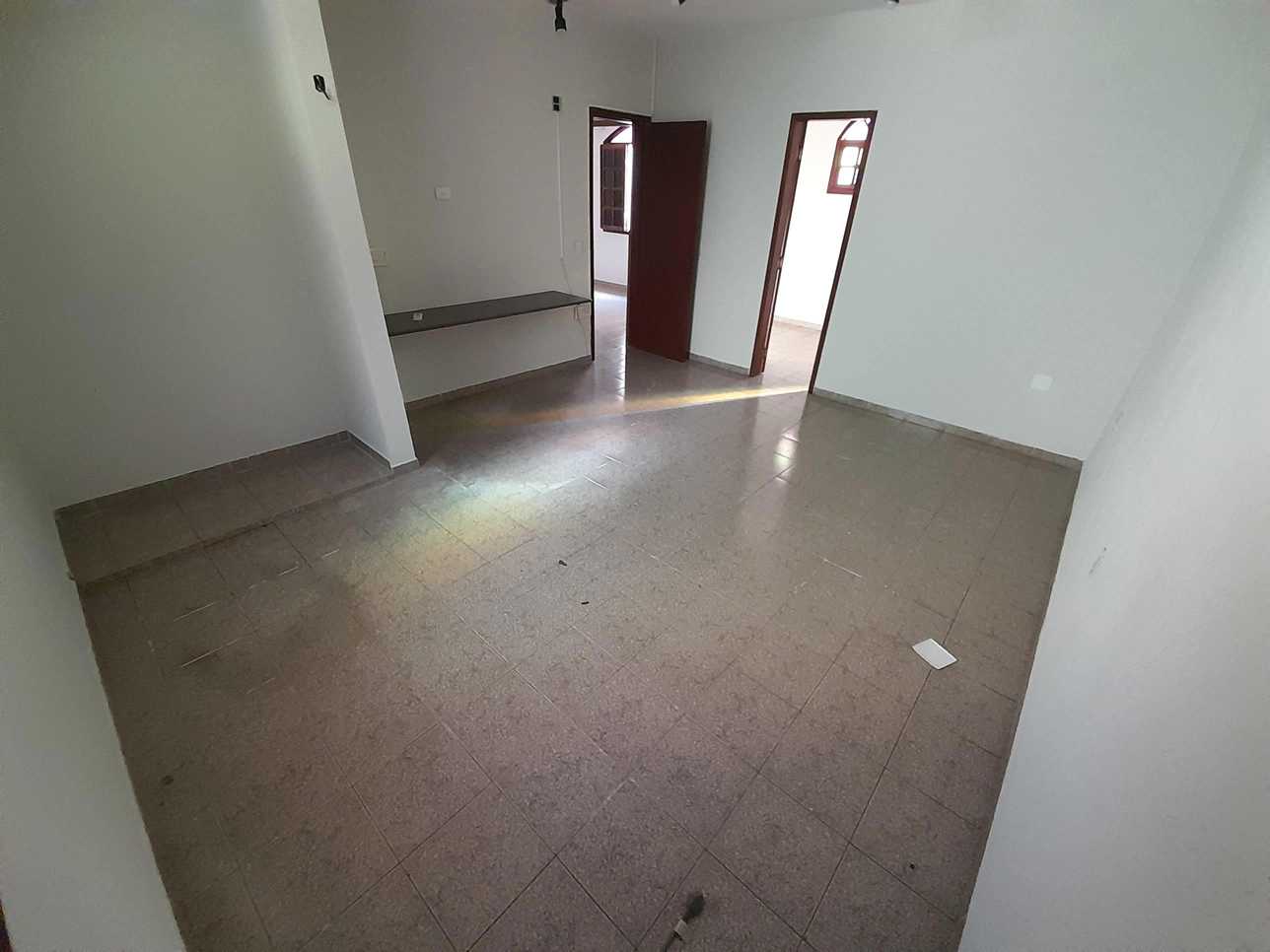 Casa para alugar com 5 quartos, 300m² - Foto 22