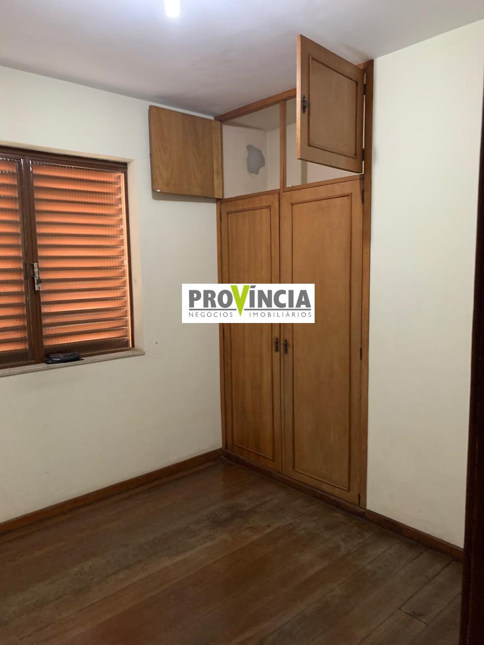 Casa à venda com 3 quartos, 191m² - Foto 9