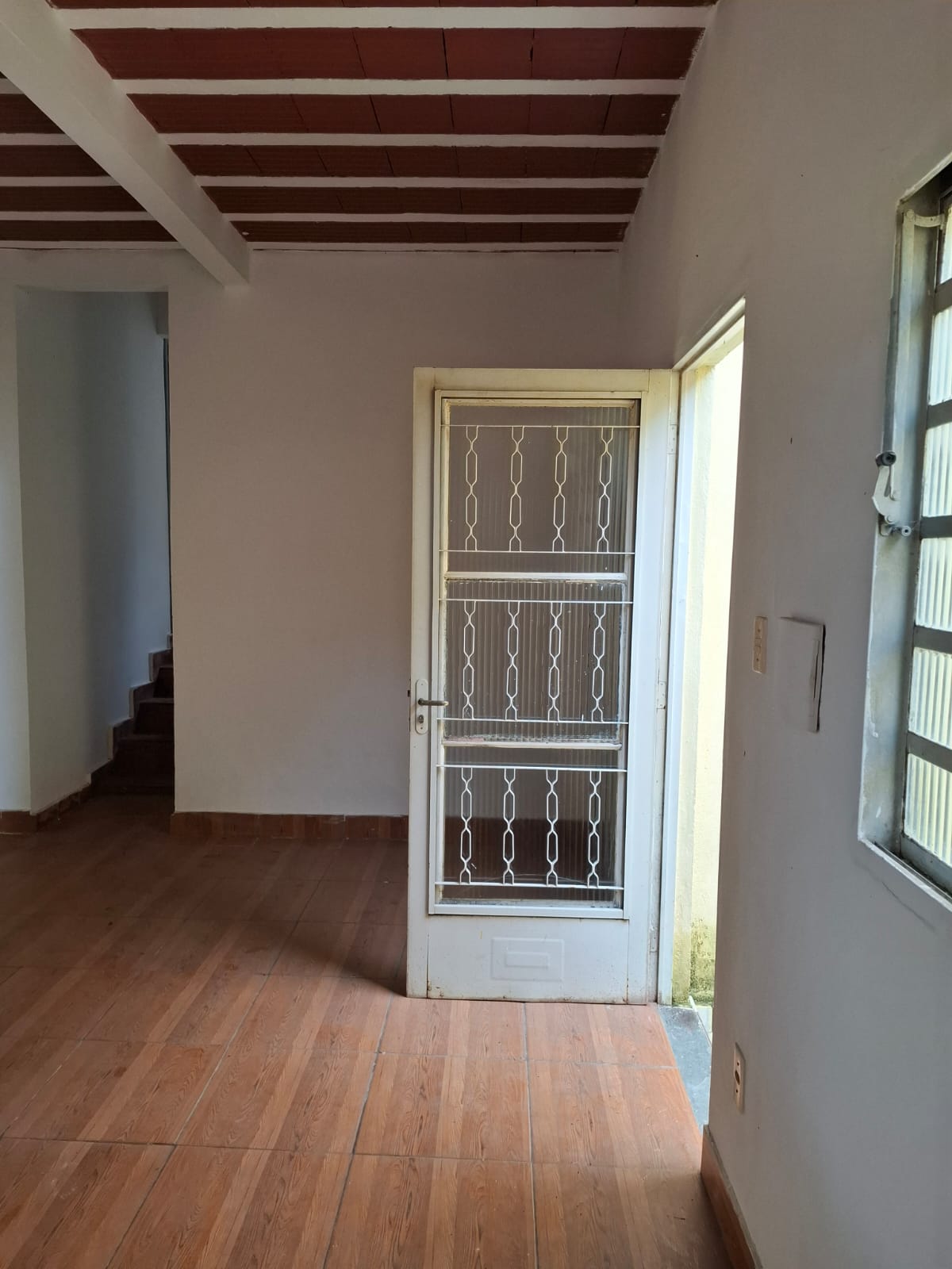 Casa para alugar com 2 quartos, 60m² - Foto 2