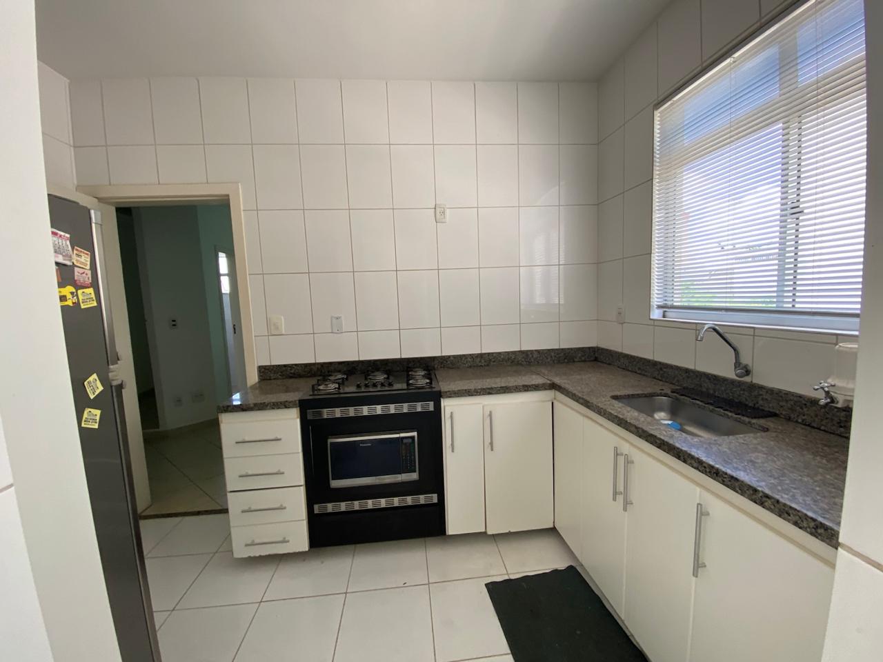 Apartamento para alugar com 2 quartos, 90m² - Foto 9