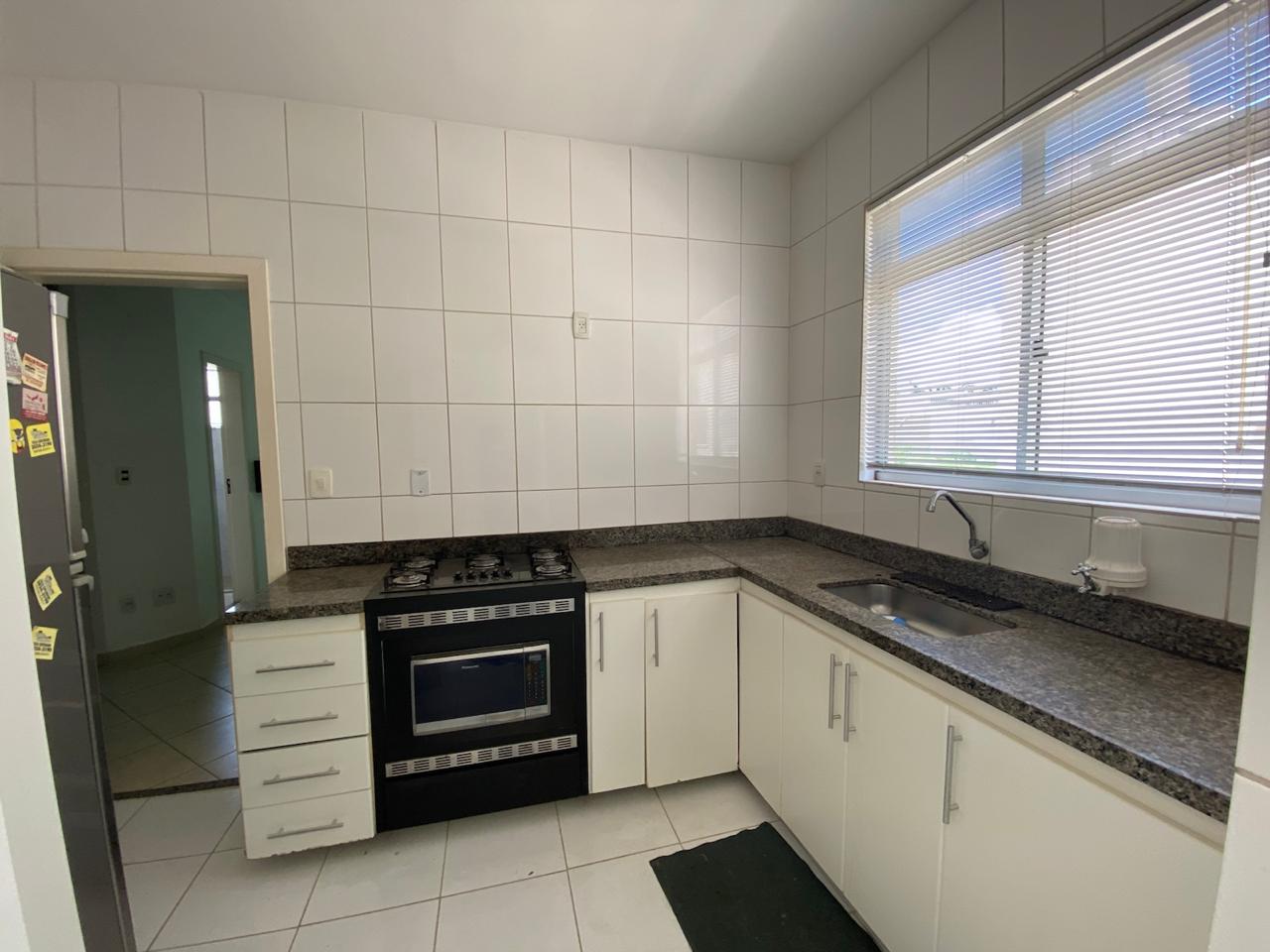 Apartamento para alugar com 2 quartos, 90m² - Foto 8