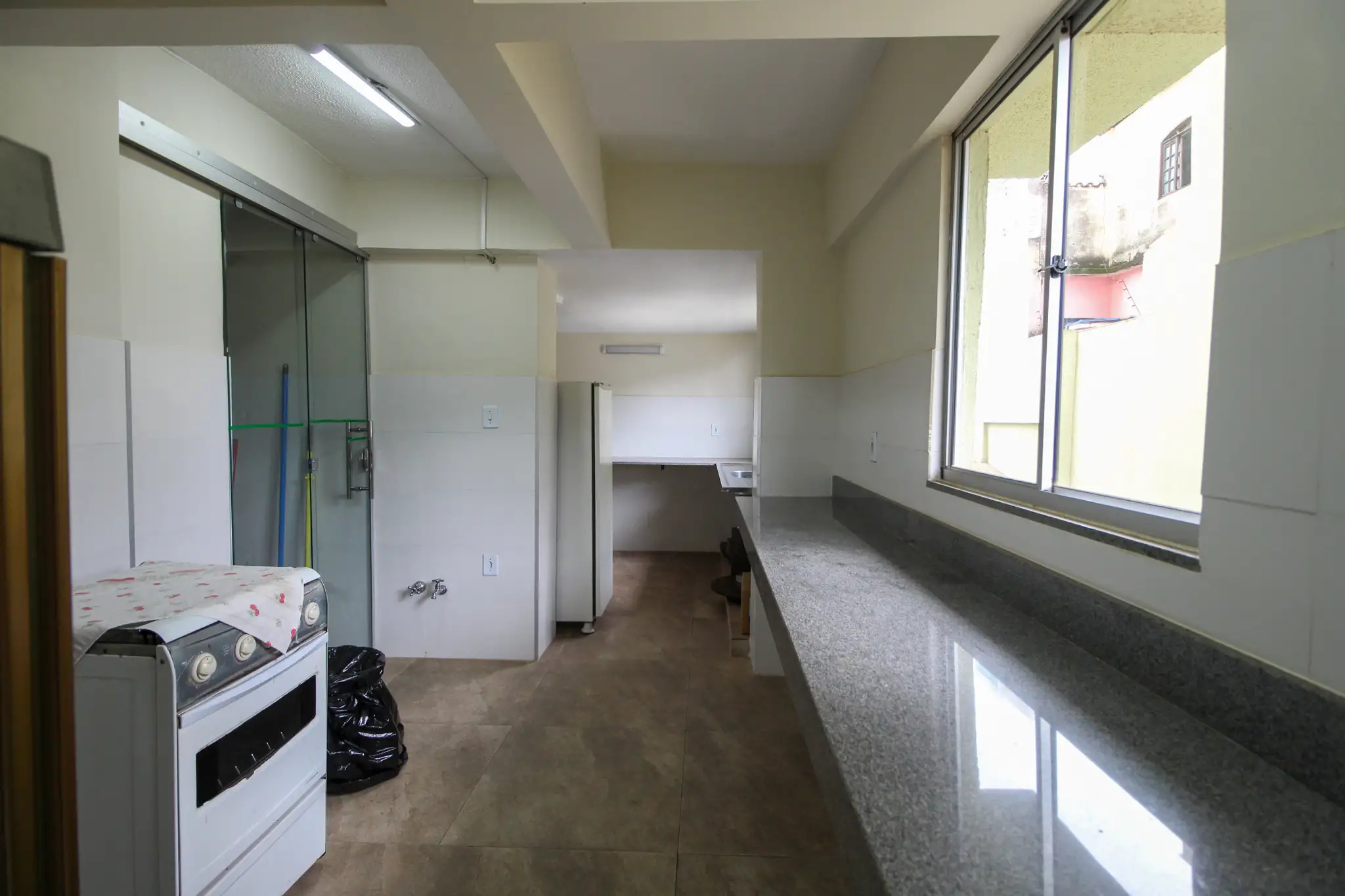 Apartamento à venda com 3 quartos, 100m² - Foto 23