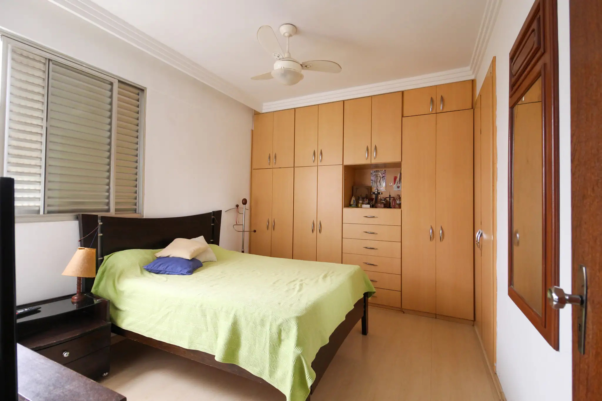 Apartamento à venda com 3 quartos, 100m² - Foto 7